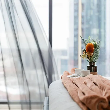 A Cozy 2Br Apt Near Crown Sleeps 6 Free Parking Melbourne Exterior photo