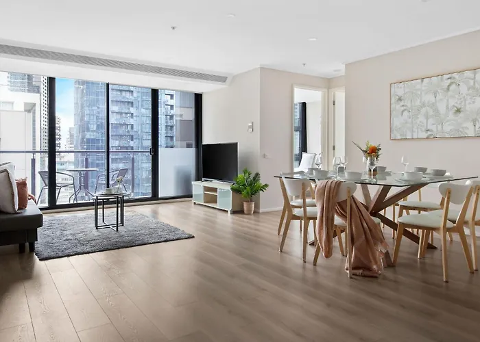 A Cozy 2Br Apt Near Crown Sleeps 6 Free Parking
